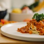 ¿Cómo hacer pasta a la boloñesa?