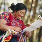 Los artesanos y su lucha por la identidad indígena