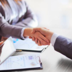 Desarrollo de servicios empresariales basados en conocimiento especializado